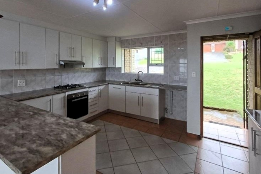 To Let 3 Bedroom Property for Rent in Dana Bay Western Cape
